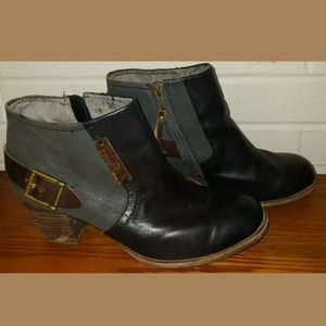 Caterpillar ankle boots 9.5 no.P305635 3" heel